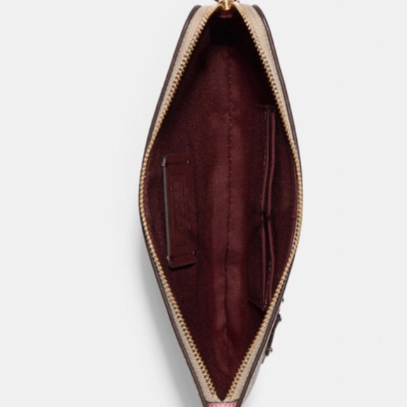 COACH SIGNATURE DISNEY LARGE CORNER ZIP WALLET - Picture 14 of 16